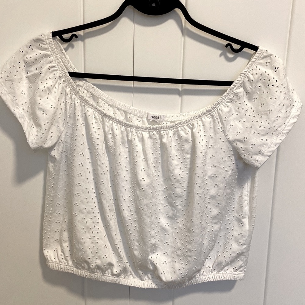 Off The Shoulder Perforated Blouse - Picture 3 of 6